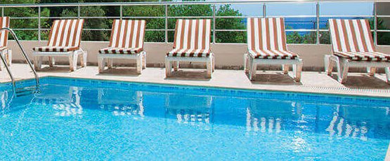 Pool und Strand