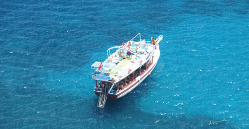 Pyara Hotel