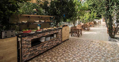 Pyara Hotel